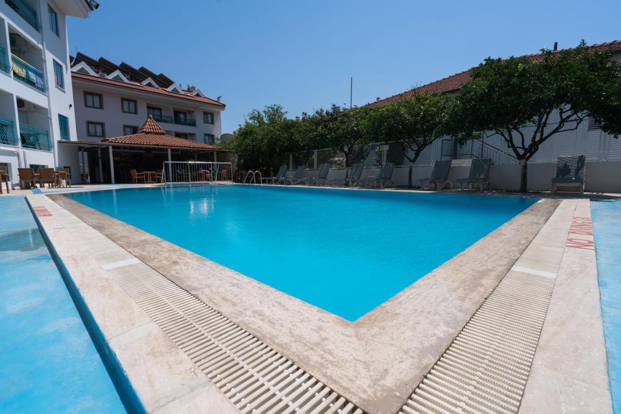 Princess Rima Apartments 말마리스 외부 사진